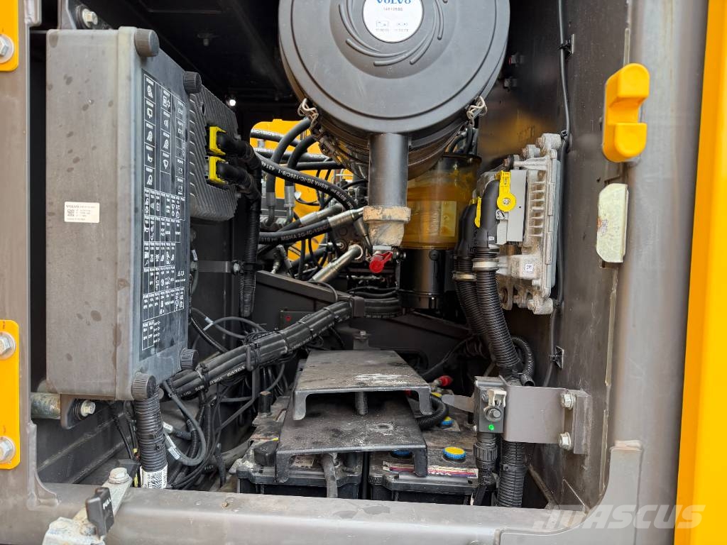 Volvo EC 220EL Todella siisti Excavadoras sobre orugas