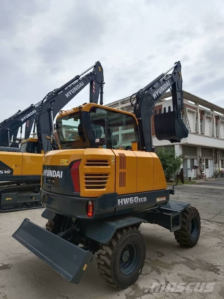 Hyundai HW 60 Eco حفارات بعجل