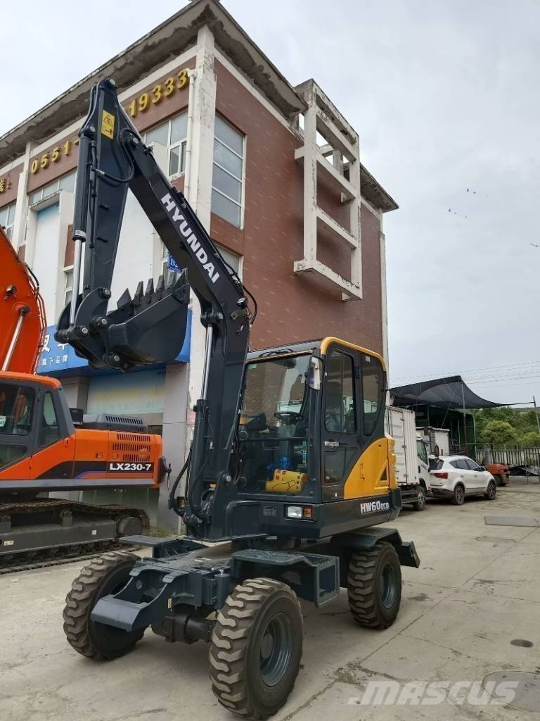 Hyundai HW 60 Eco حفارات بعجل
