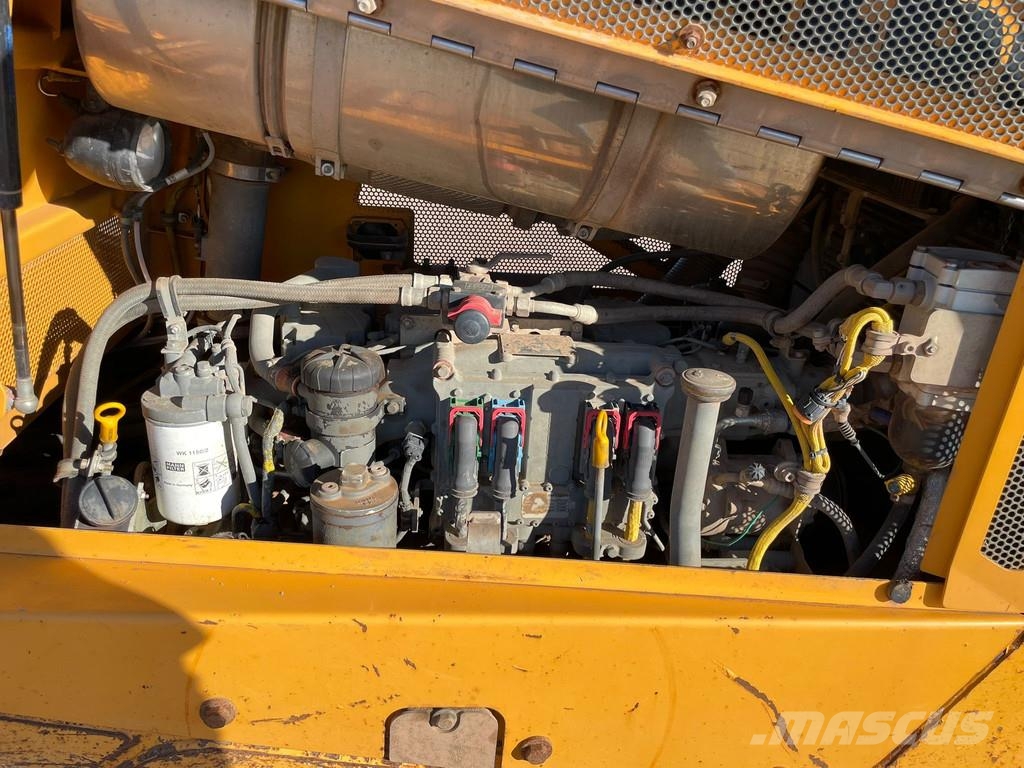 Liebherr PR736LGP 履帶推土機