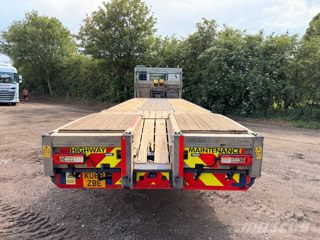 Volvo FM 380 8 X 2 Beavertail Flatbed Cheesewedge Camiones de superficie plana/cabrestantes