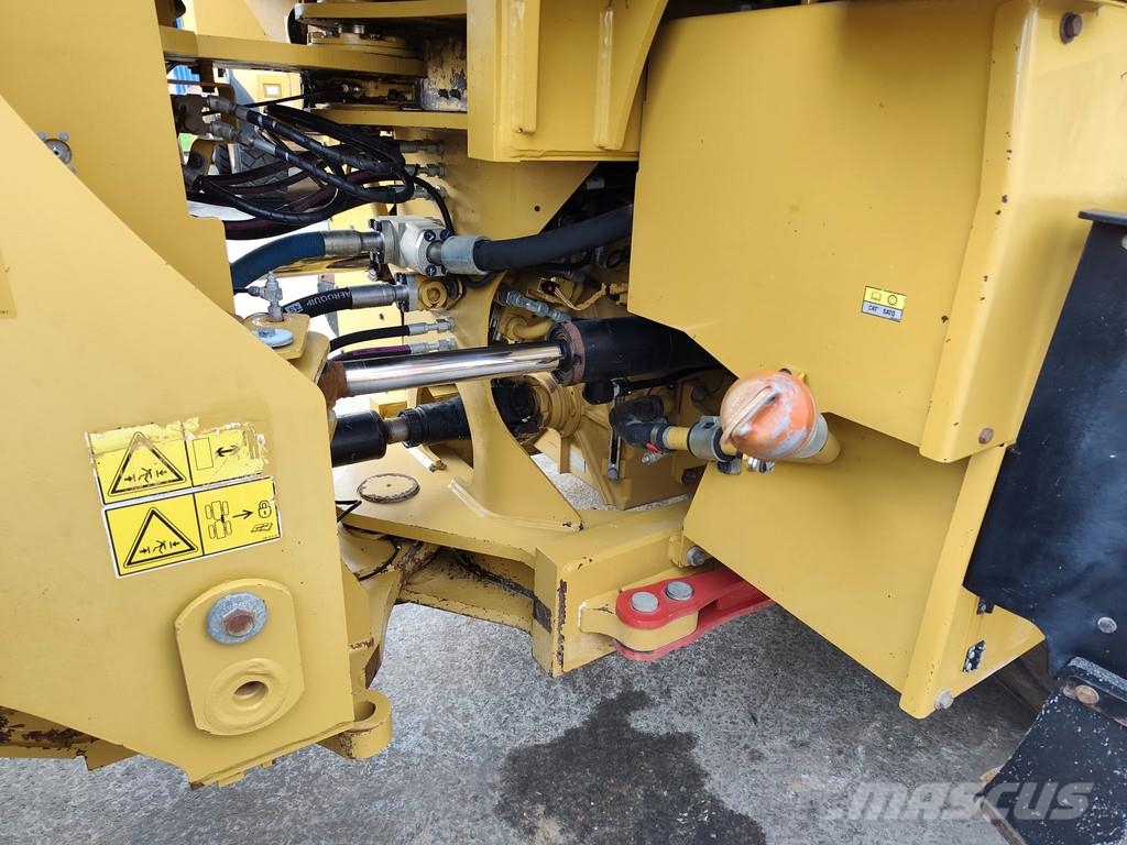 CAT 950M . Radlader