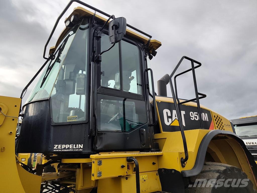 CAT 950M . Radlader