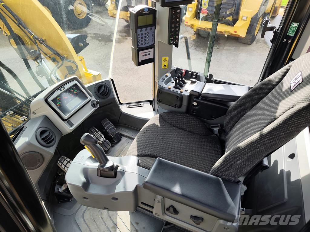 CAT 950M . Radlader