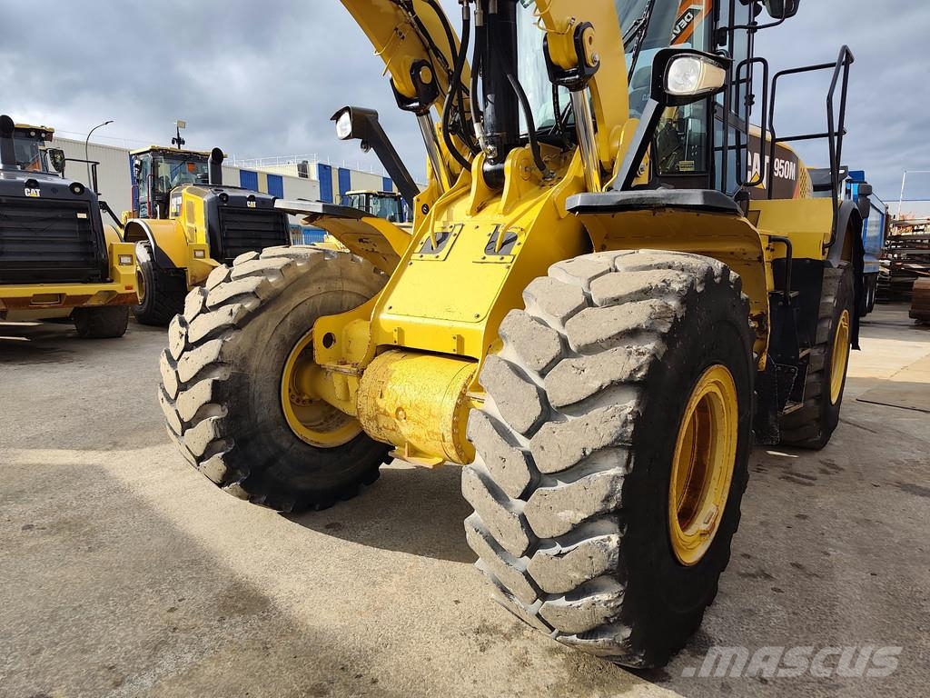 CAT 950M . Radlader