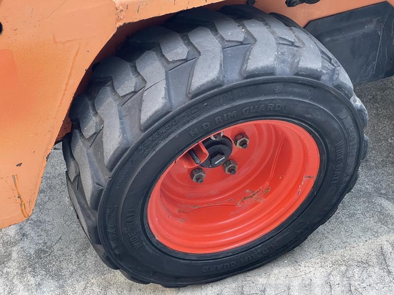 Bobcat S 70 Kompaktrakodók
