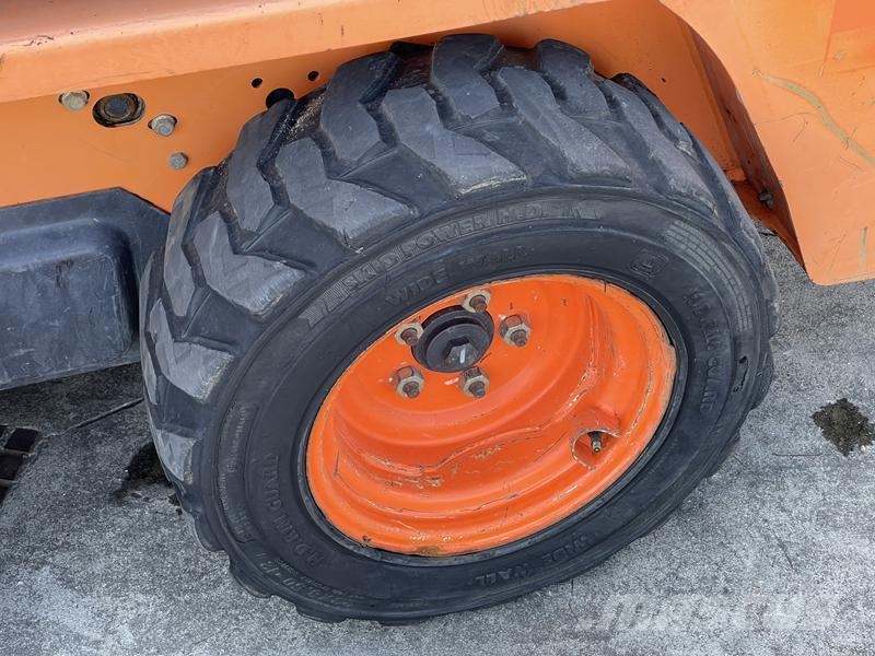 Bobcat S 70 Kompaktrakodók