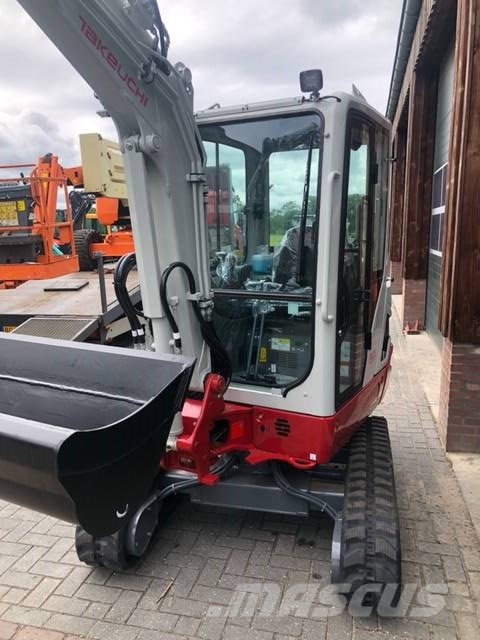 Takeuchi TB 225 Miniescavatori
