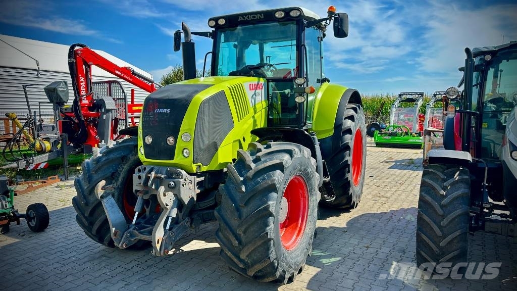 CLAAS Axion 820 Cmatic Tractores