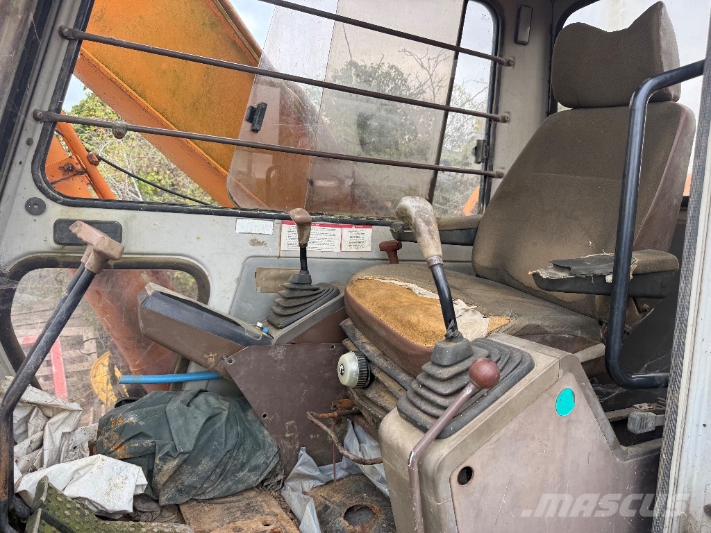 Fiat-Hitachi FH 150 LC Gravemaskiner på larvebånd