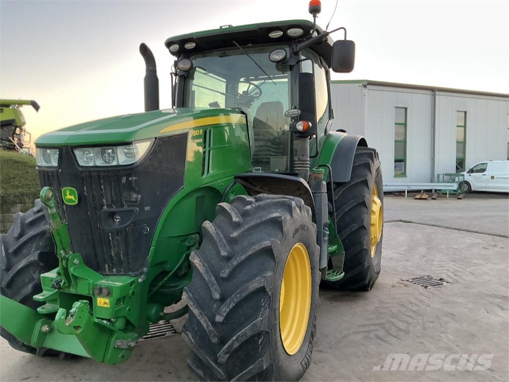 John Deere 7310R الجرارات