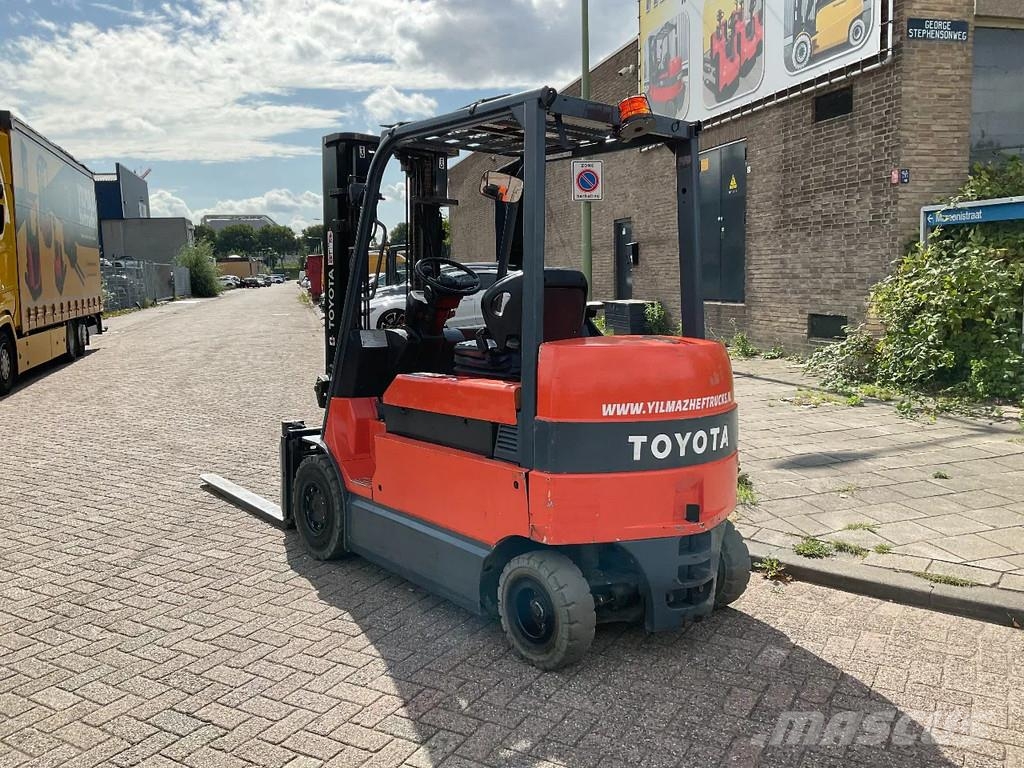 Toyota 7FBMF30 3000KG 3.30METER HEFTRUCK Electric forklifts
