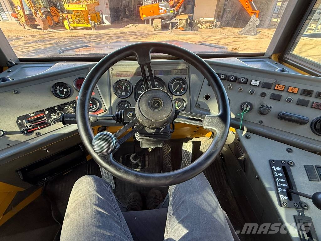 Volvo A 25 C Dumpperit