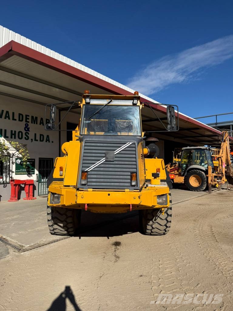 Volvo A 25 C Dumpperit
