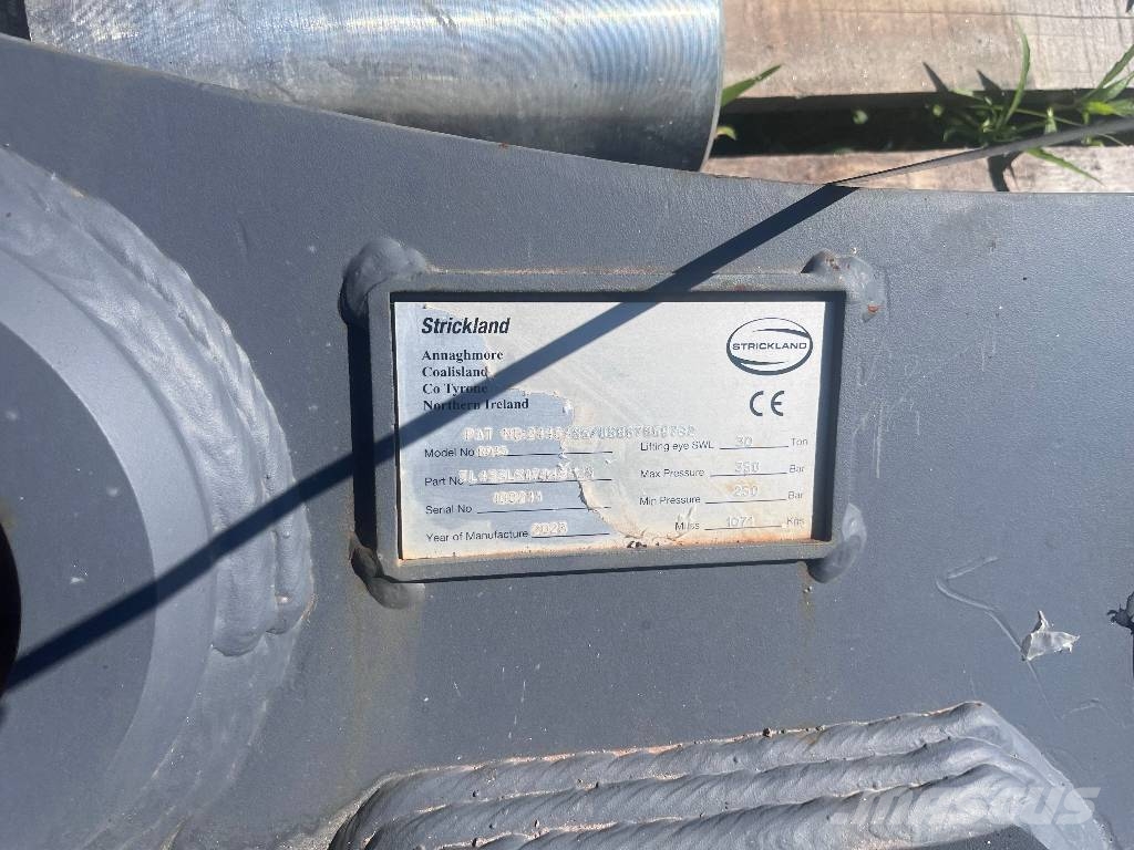 Liebherr Strickland R 945 Brze spojnice