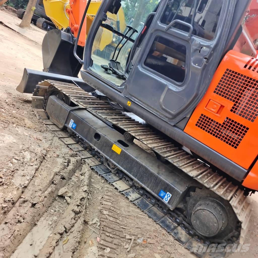 Hitachi ZX 70, 2023, China - Used mini excavators 7t - 12t - Mascus