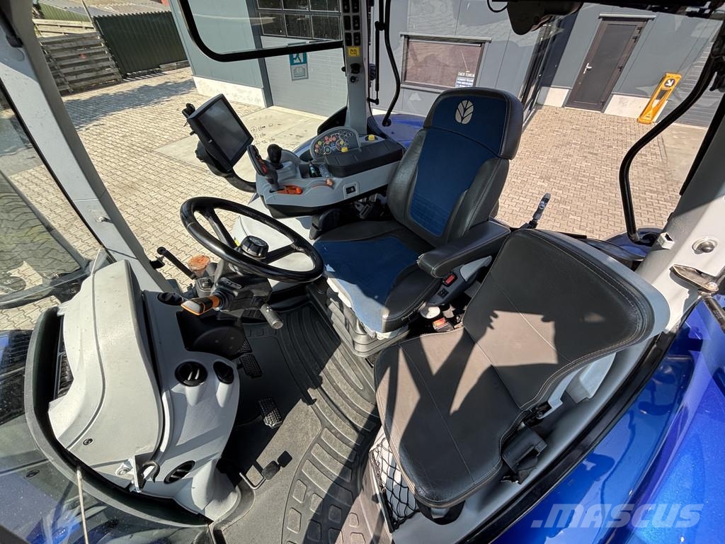 New Holland T7.315 HD AutoCommand. Fronthef, Vooras vering, RT Traktorid