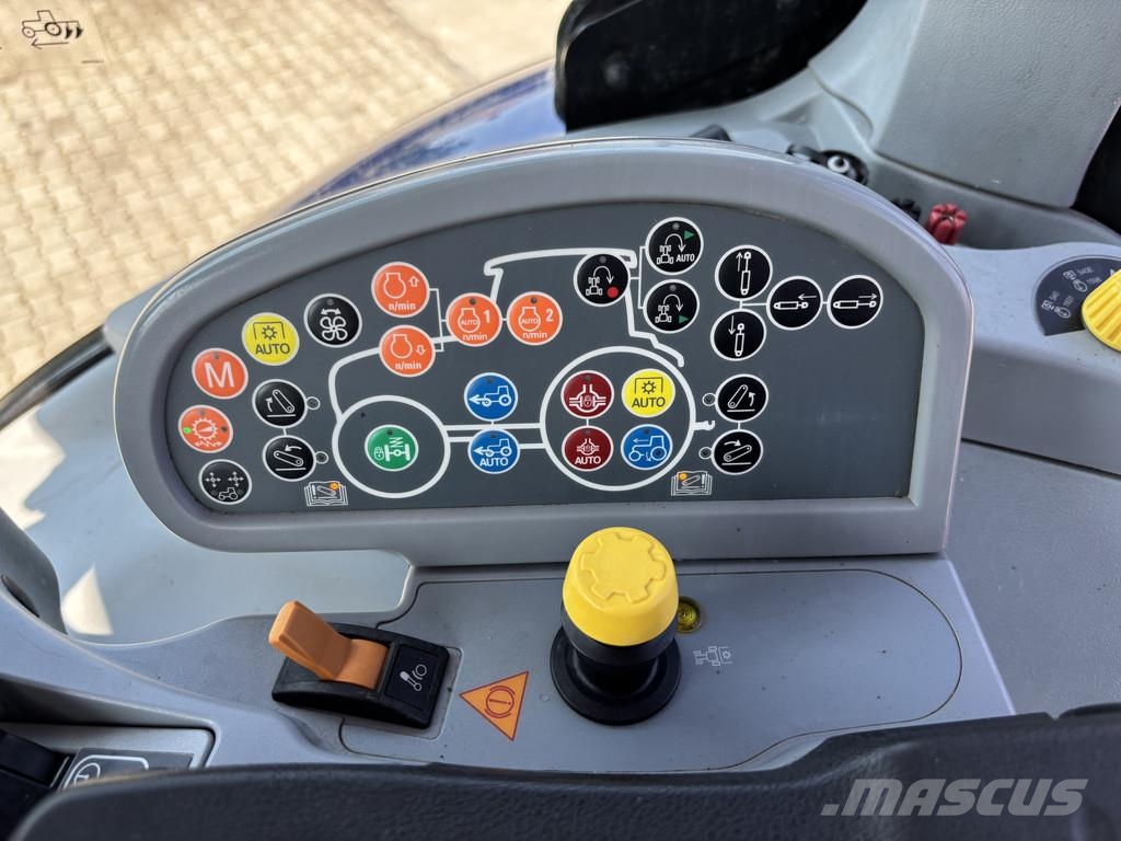 New Holland T7.315 HD AutoCommand. Fronthef, Vooras vering, RT Traktorid