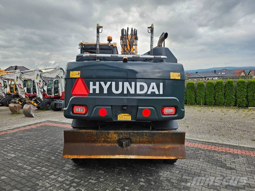 Hyundai HW 140 Колісні екскаватори