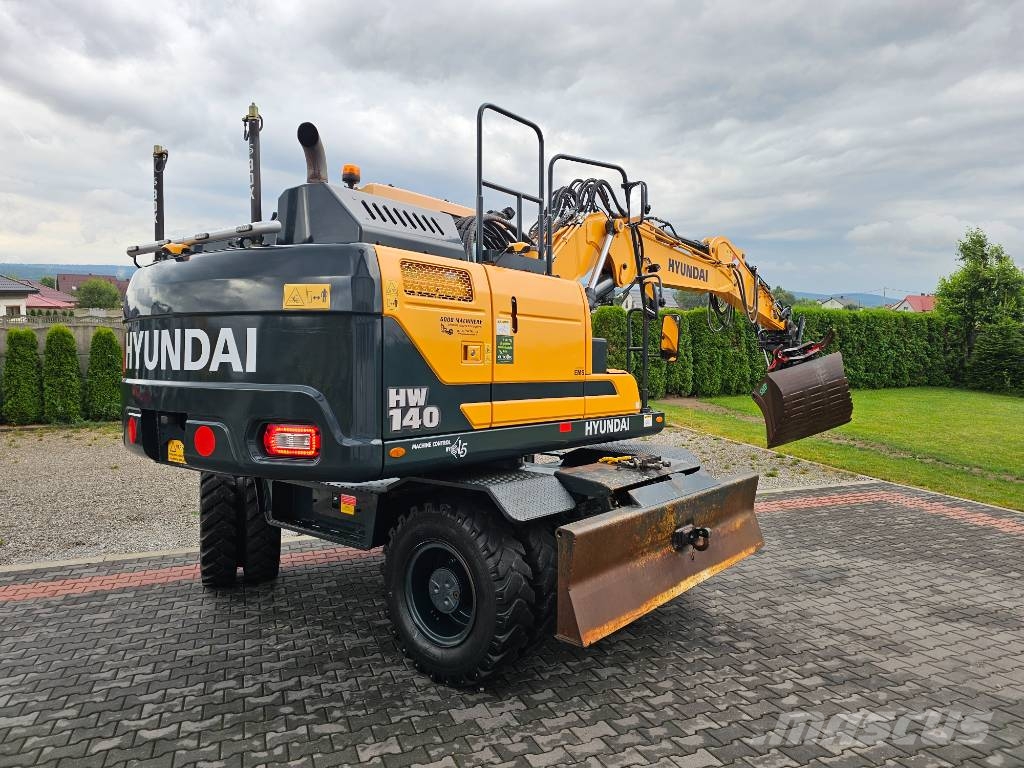 Hyundai HW 140 Колісні екскаватори