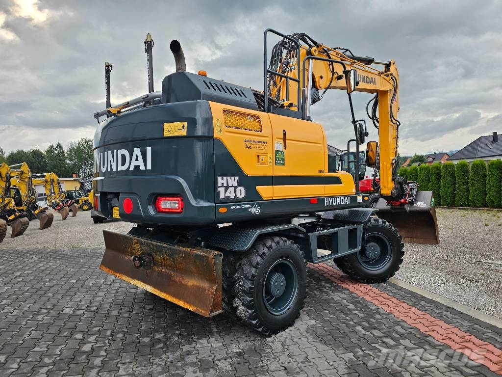 Hyundai HW 140 Колісні екскаватори