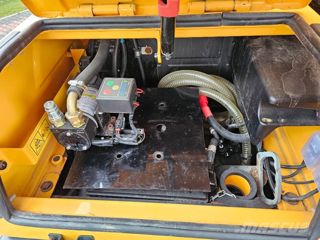 Hyundai HW 140 Колісні екскаватори