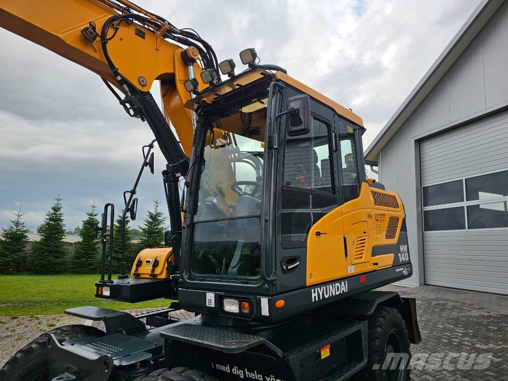 Hyundai HW 140 Колісні екскаватори