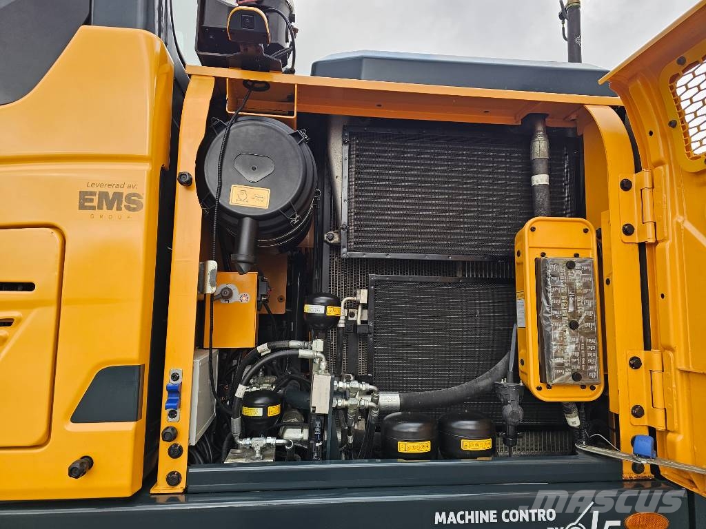 Hyundai HW 140 Колісні екскаватори