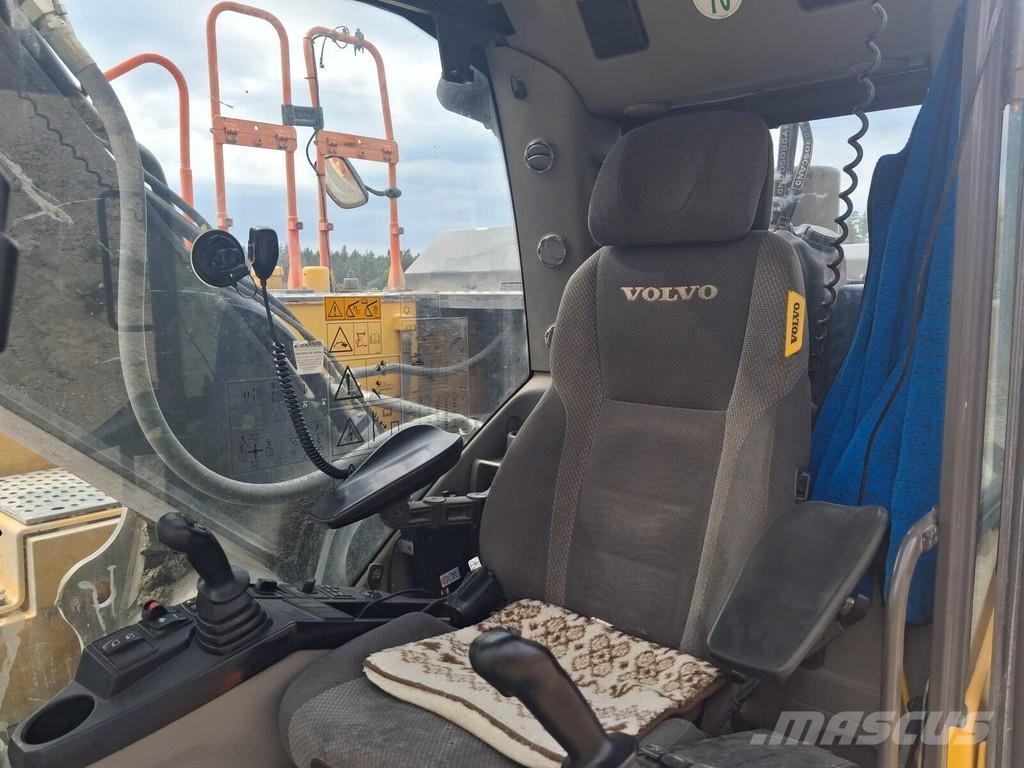 Volvo EC250EL Rupsgraafmachines