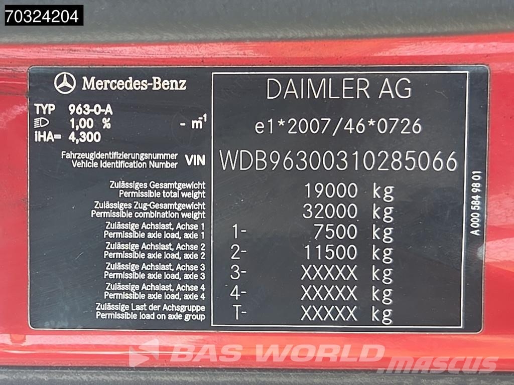 Mercedes-Benz Antos 1824 4X2 18 toneladas, 2000 kg, plataforma t Camiones caja cerrada