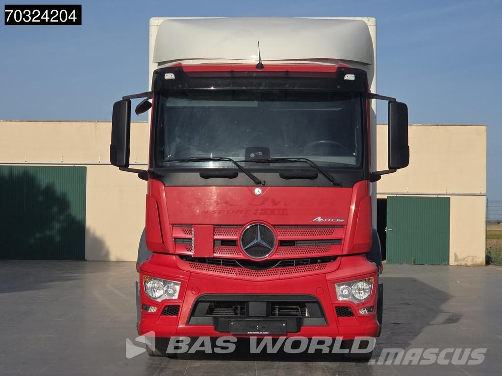 Mercedes-Benz Antos 1824 4X2 18 toneladas, 2000 kg, plataforma t Camiones caja cerrada