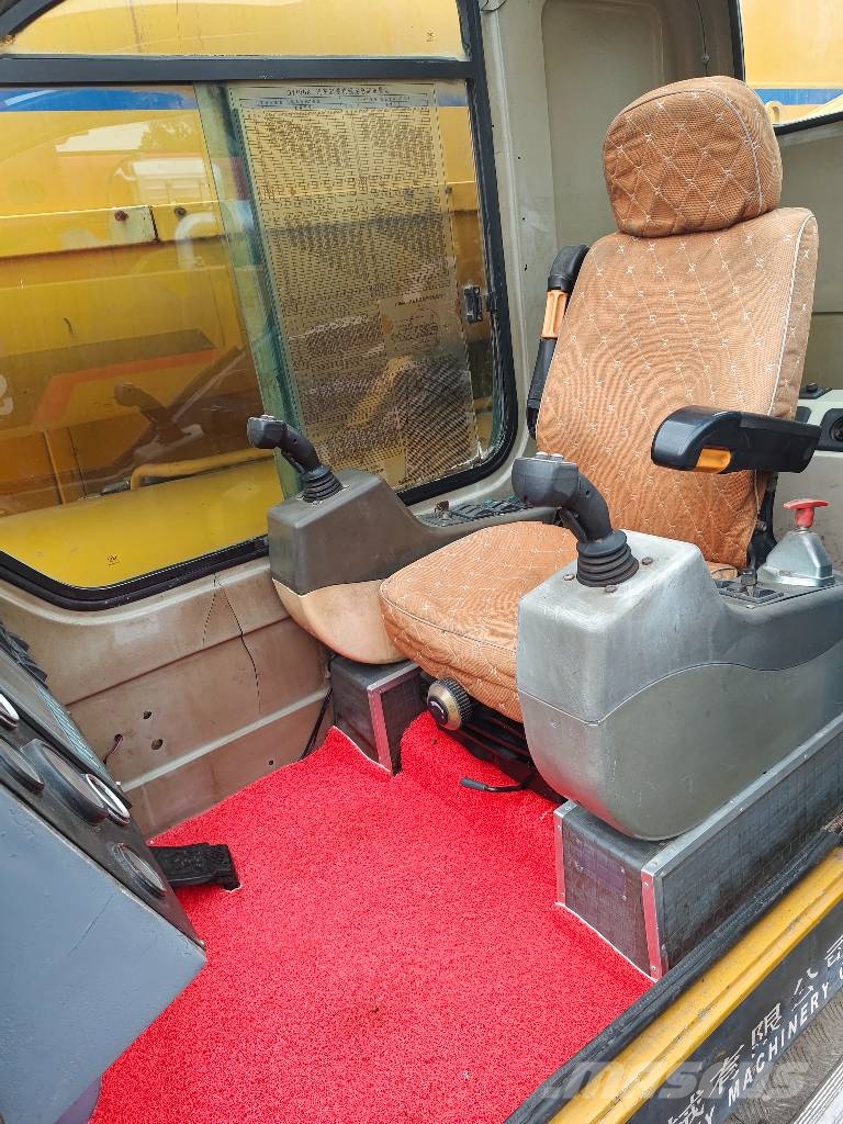 XCMG QY 100 K Mobiilinosturit