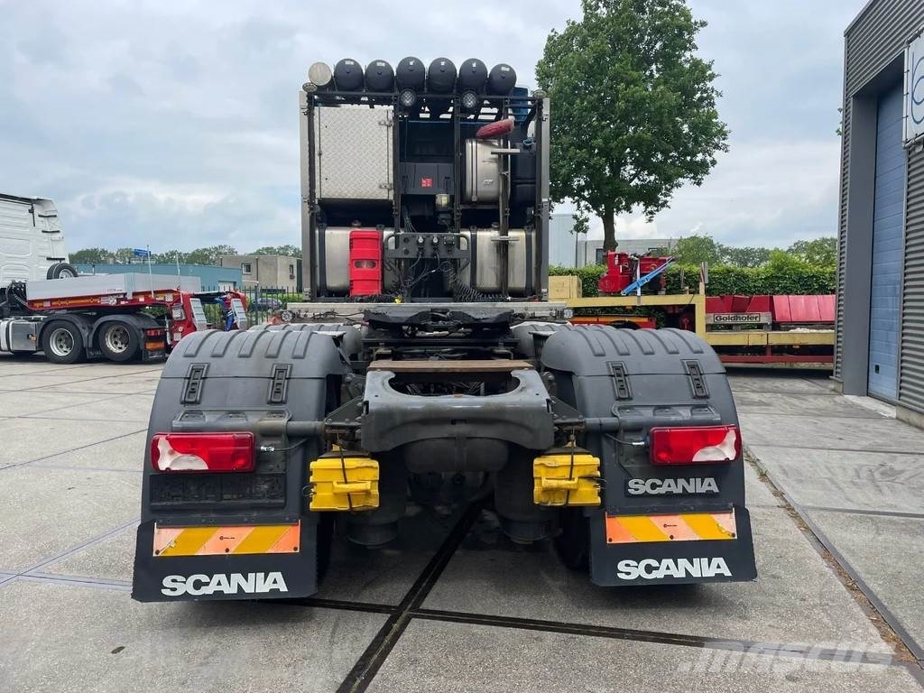 Scania R730 V8 8x4 Vilcēji