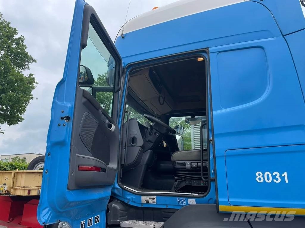 Scania R730 V8 8x4 Vilcēji