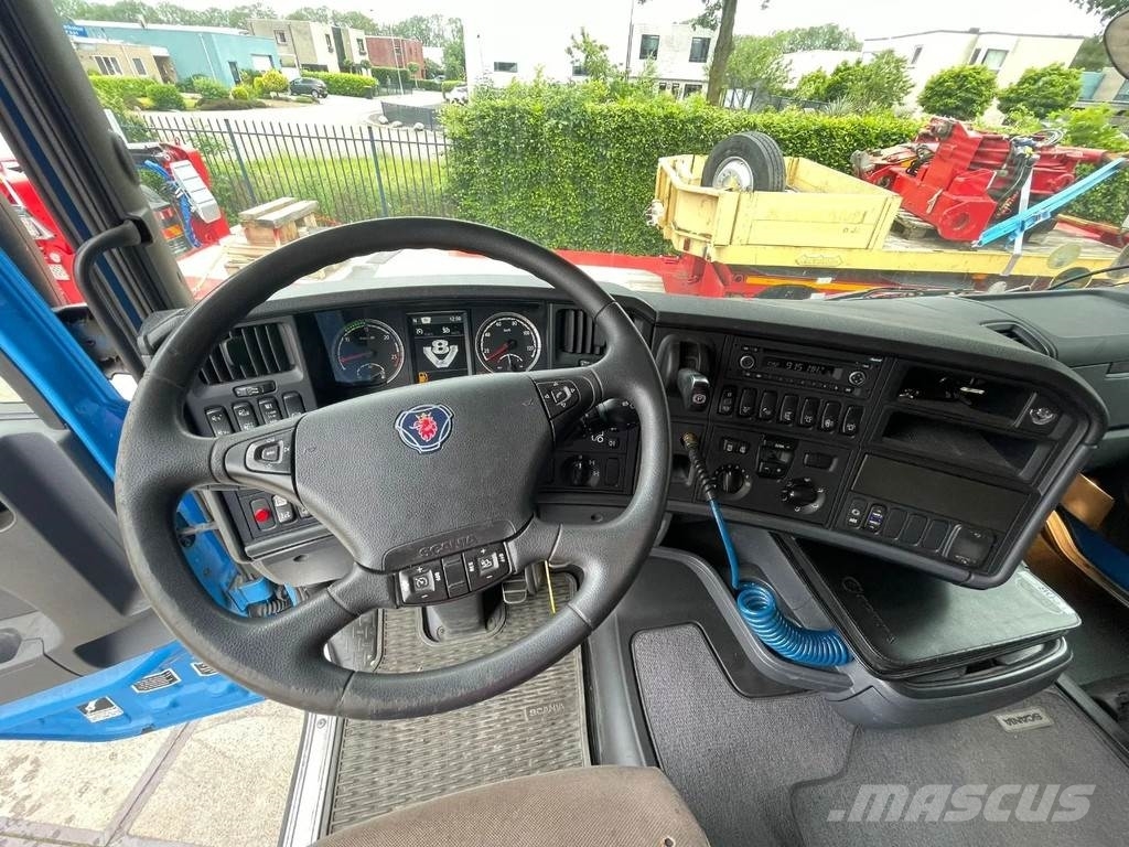 Scania R730 V8 8x4 Vilcēji