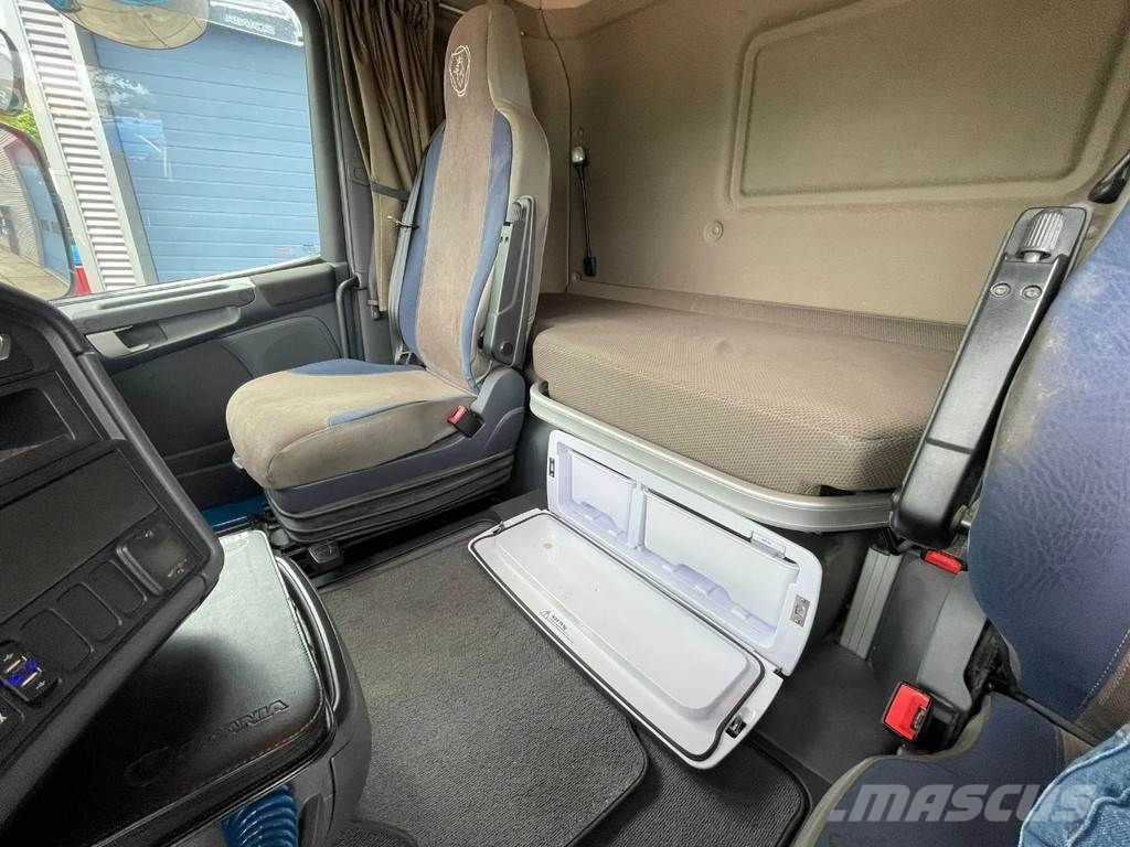 Scania R730 V8 8x4 Vilcēji