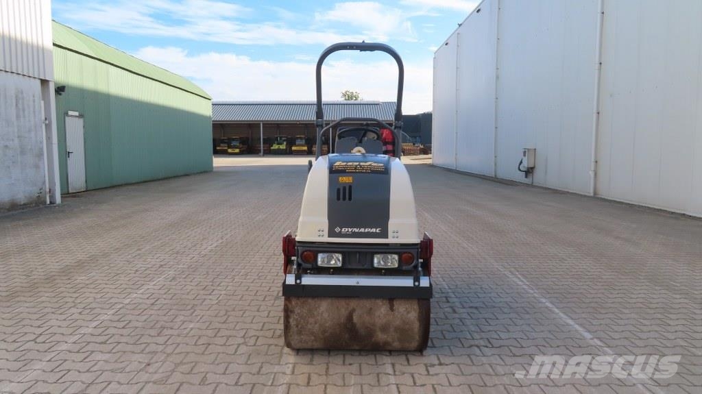 Dynapac CC900 Tandemrullid
