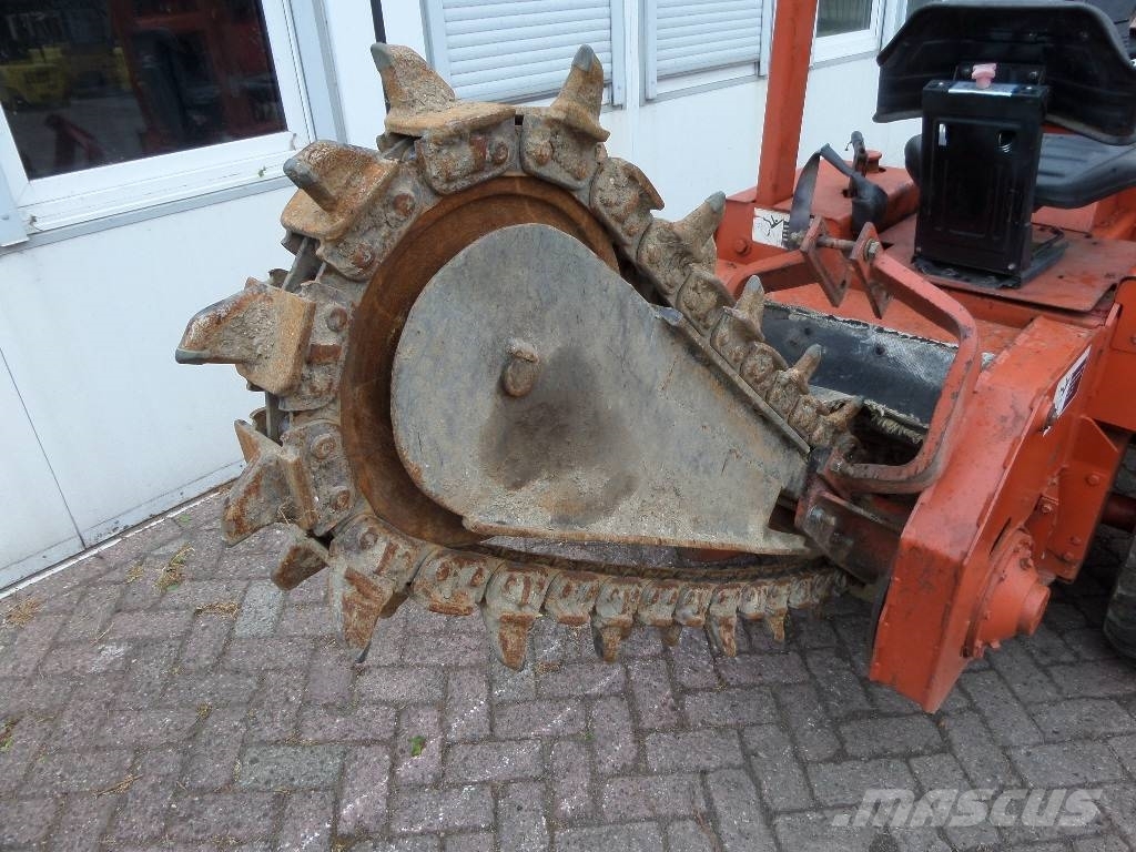 Ditch Witch 3610 DD Freze za kopanje jarkov Trenčerji