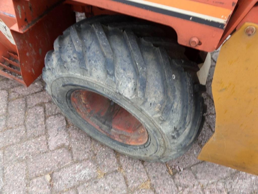 Ditch Witch 3610 DD Freze za kopanje jarkov Trenčerji