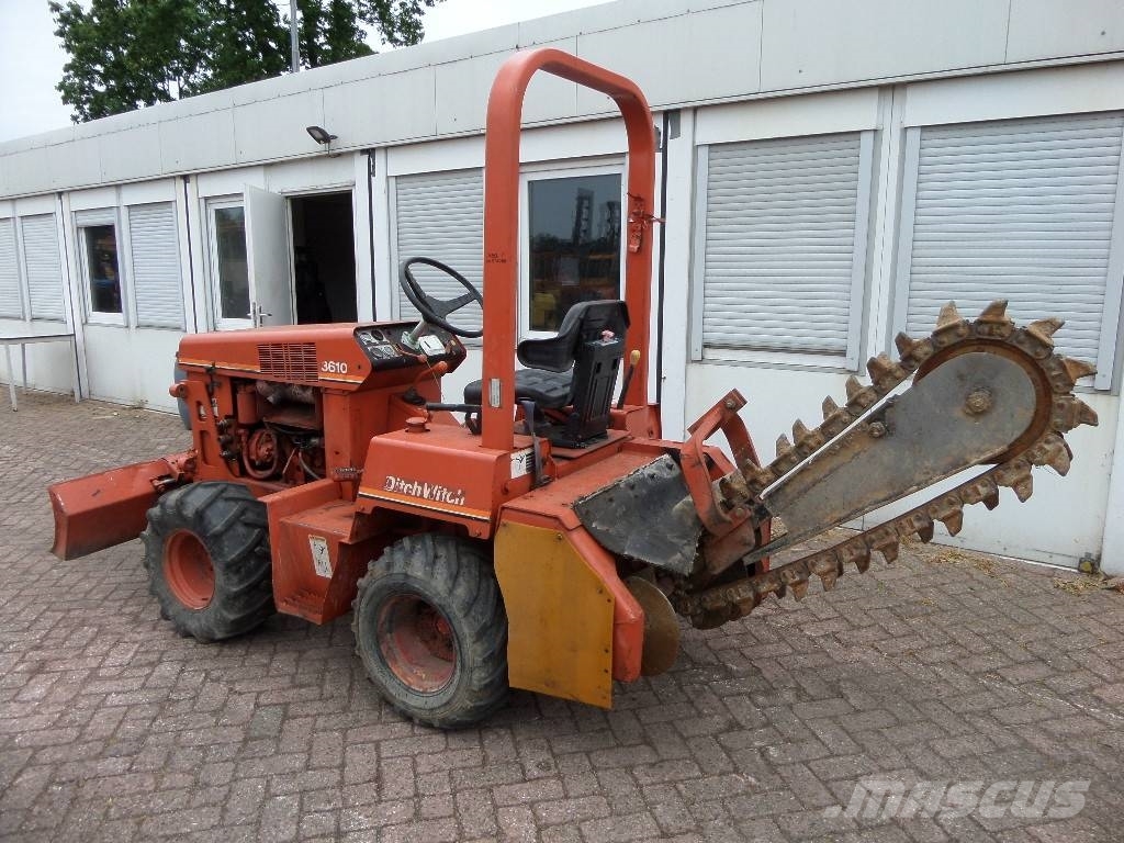 Ditch Witch 3610 DD Freze za kopanje jarkov Trenčerji