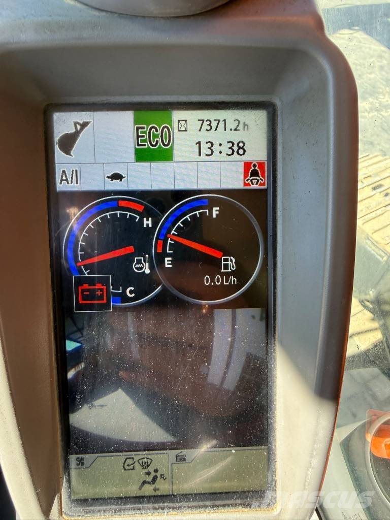 Hitachi ZX 250 LC N Bageri gusjeničari