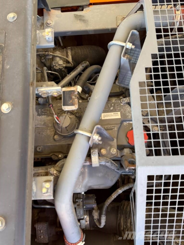 Hitachi ZX 250 LC N Bageri gusjeničari