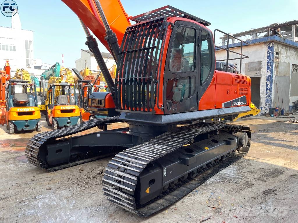 Doosan DX 300 Mini excavators < 7t (Mini diggers)