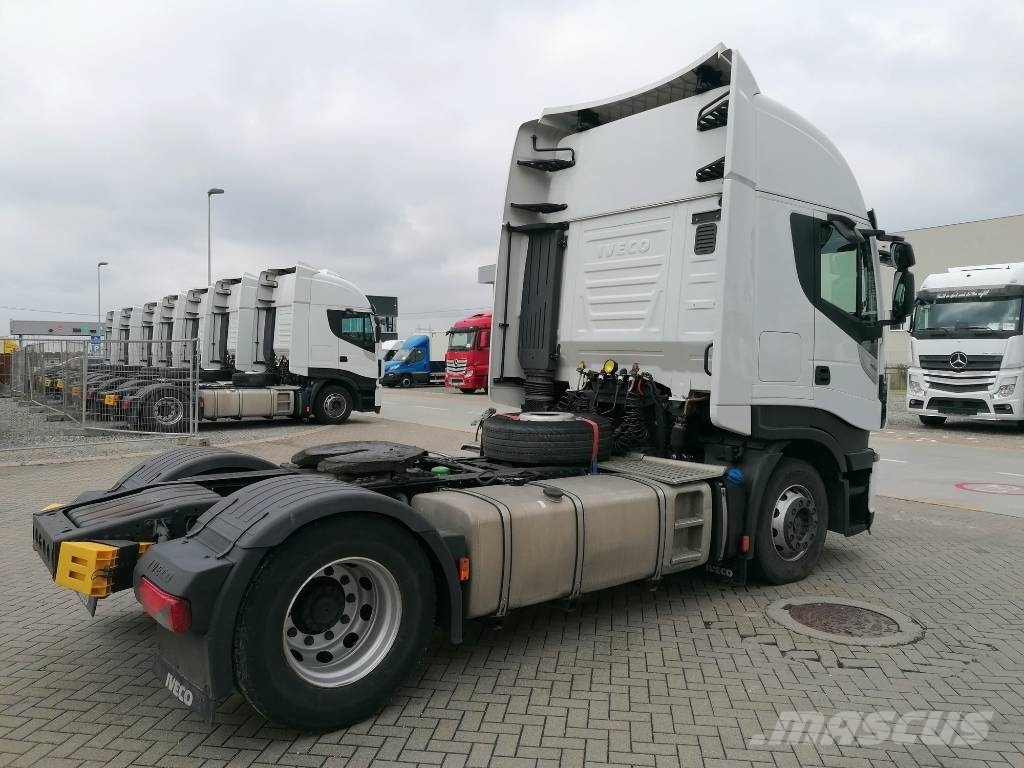 Iveco AS 440 ST/P Naudoti vilkikai
