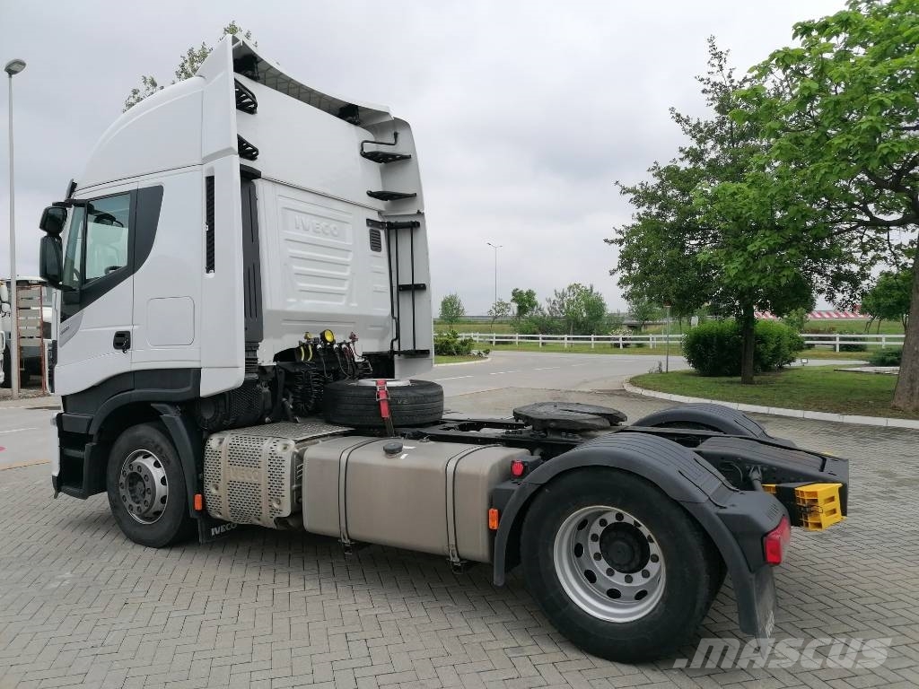 Iveco AS 440 ST/P Naudoti vilkikai