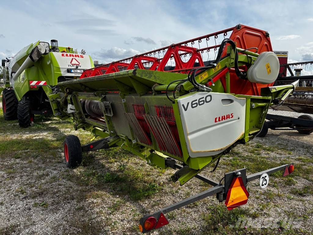 CLAAS Tucano 440 Θεριζοαλωνιστικές μηχανές