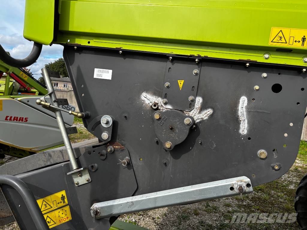CLAAS Tucano 440 Θεριζοαλωνιστικές μηχανές