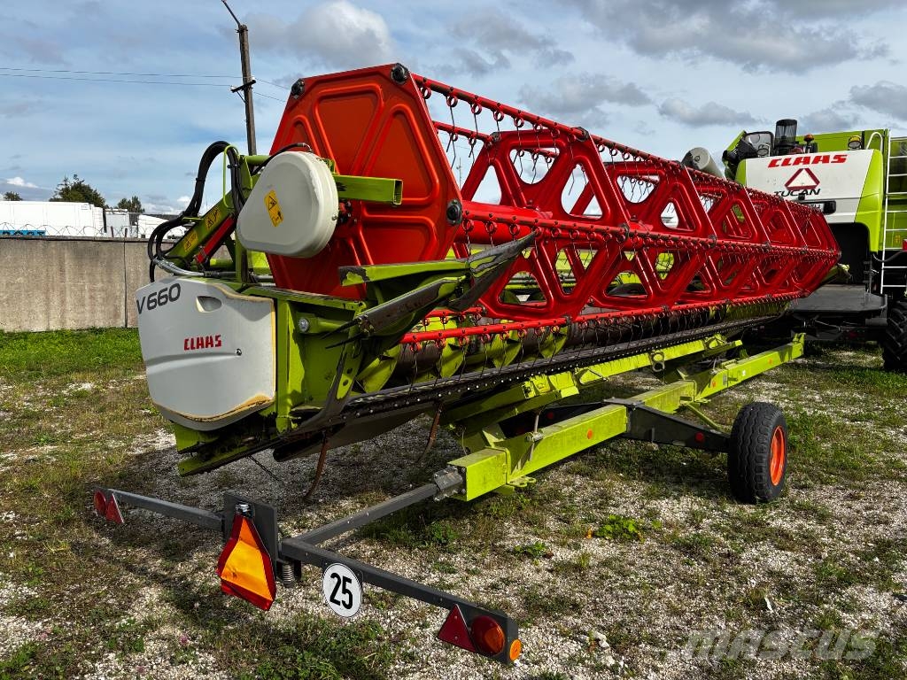 CLAAS Tucano 440 Θεριζοαλωνιστικές μηχανές