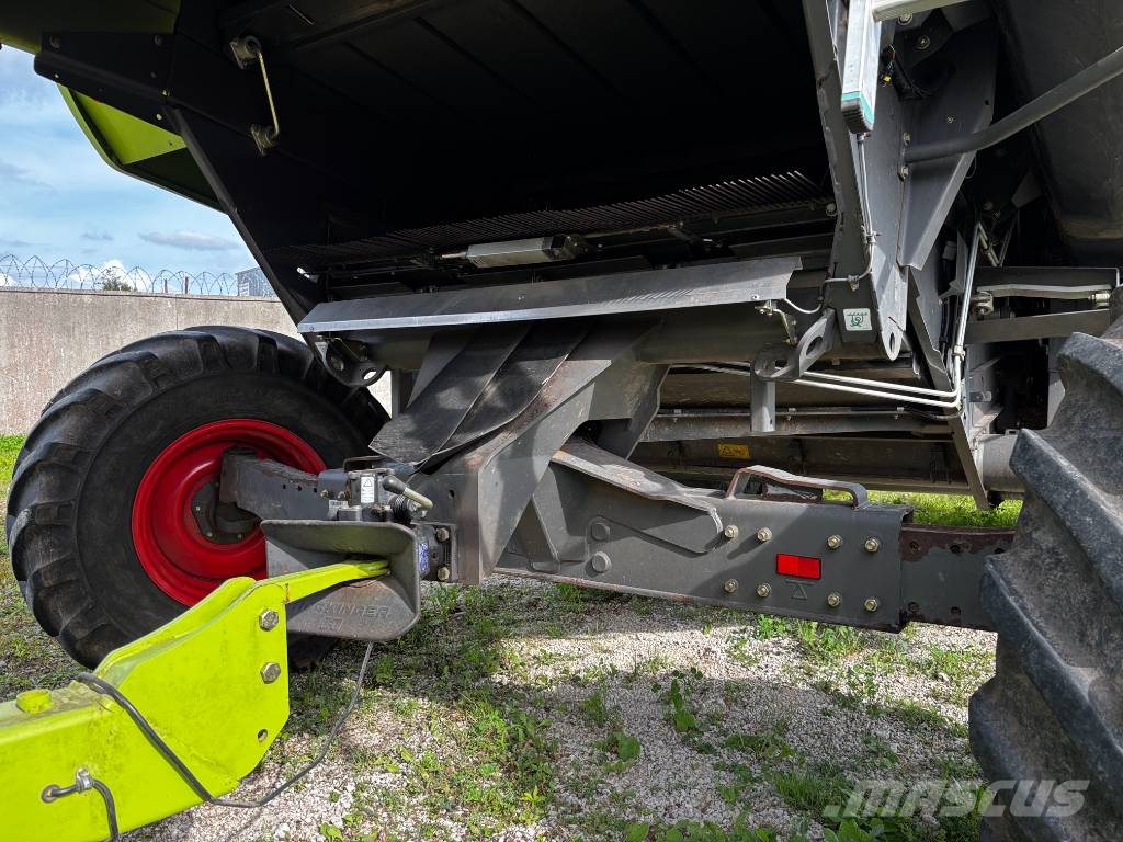 CLAAS Tucano 440 Θεριζοαλωνιστικές μηχανές