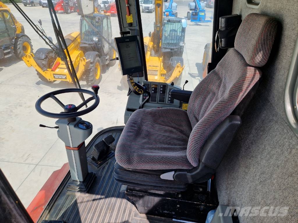Massey Ferguson MF 36 P600 Claas New Holland Cosechadoras combinadas